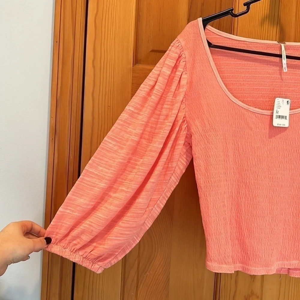 NWT Free People Day Lily Puff 3/4 Sleeve Smocked Round Neck Blouse in Coral - M